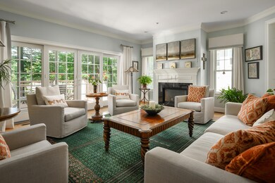 09Living Room-1