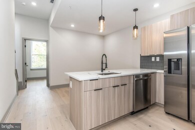 2822 W Oxford St unit 3, Philadelphia, PA 19121 - photo 6