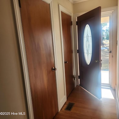 727 Fairlane Dr, Grifton, NC 28530 - photo 4