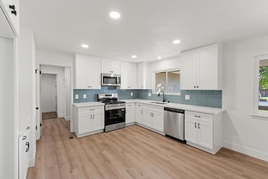 1070 W Stuart Ave, Fresno, CA 93711 - photo 3