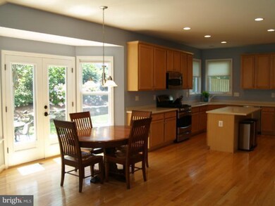 46793 Backwater Dr, Sterling, VA 20164 - photo 6