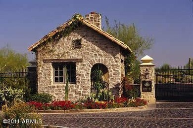 Superstion Mountain Gate Guard Community