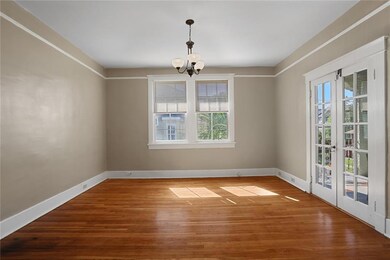 2001 General Taylor St, New Orleans, LA 70115 - photo 5