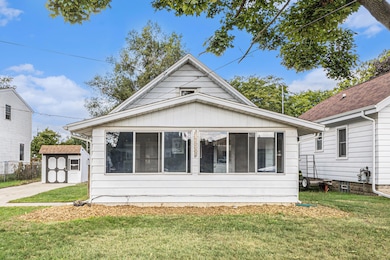 4509 Wilkshire Ave SW, Grand Rapids, MI 49548 - photo 2