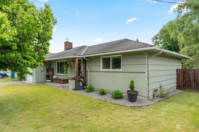 1981 SW Snively Ave, Chehalis, WA 98532 - photo 2