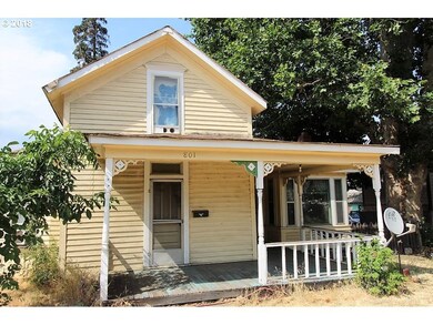 801 E 8th St, the Dalles, OR 97058 - photo 3