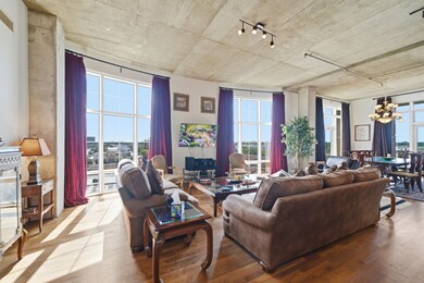 The Tanglewood Lofts unit 510, Houston, TX 77057 - photo 4