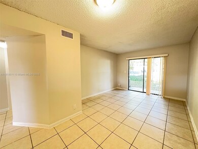 4022 Lakeside Dr unit 4022, Tamarac, FL 33319 - photo 5