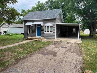 905 5th St, Onawa, IA 51040 - photo 3