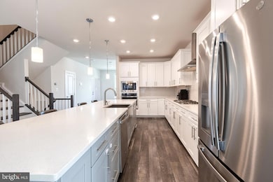 10911 Beckenham St, Middle River, MD 21220 - photo 6