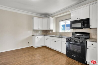 1221 W 152nd St, Compton, CA 90220 - photo 6