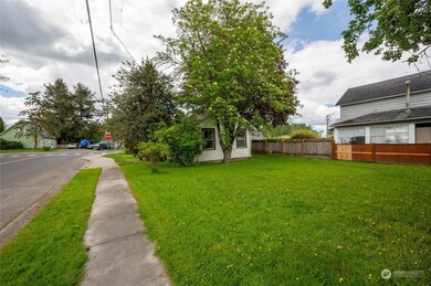 118 S Harkness St, Everson, WA 98247 - photo 6