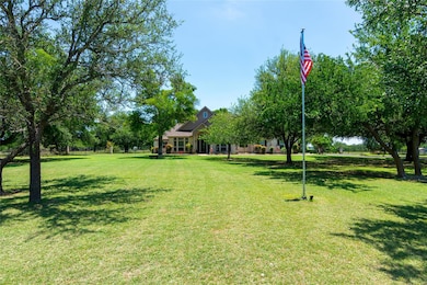 Surrounding community with a yard