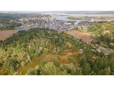 0 Miriam unit 740433342, Coosbay, OR 97420 - photo 6