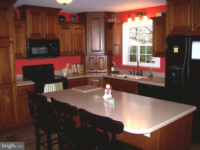 2310 Franklin Rd, Columbia, PA 17512 - photo 3