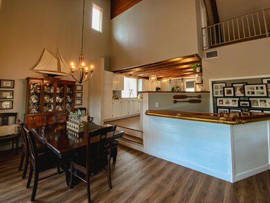 Living, Kitchen, Bar