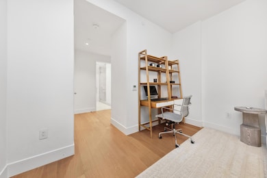 Greenwich West unit 17 C, New York, NY 10014 - photo 3