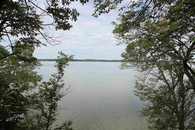 2909 Camp Leonard Rd, Mc Farland, WI 53558 - photo 4