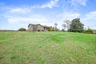 2923 Oak Grove Rd, Walling, TN 38587 - photo 2