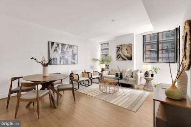 Vio unit 303, Washington, DC 20024 - photo 4