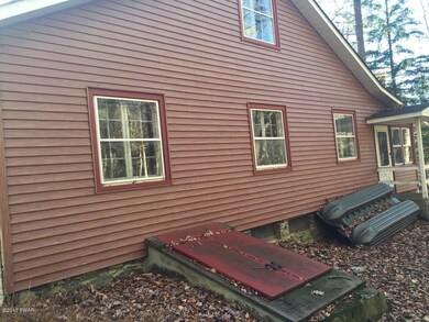 219 Dorys Rd, Dingmans Ferry, PA 18328 - photo 4