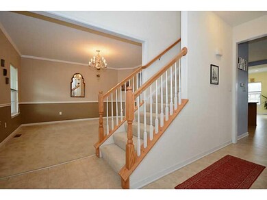 Entry/Foyer.
