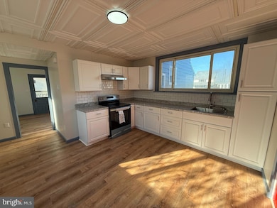 5036 3 Leesport Ave, Temple, PA 19560 - photo 3