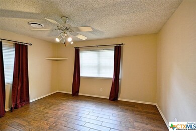 1322 Fieldcrest, New Braunfels, TX 78130 - photo 5