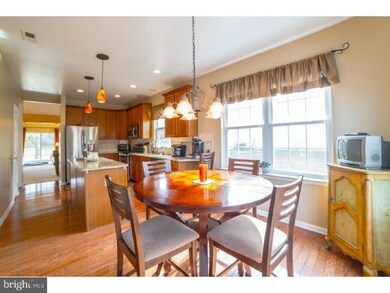 62 Black Eyed Susan Rd unit 327, Langhorne, PA 19047 - photo 4