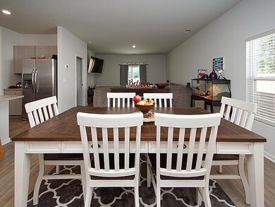 455 Spanish Wells Rd, Summerville, SC 29486 - photo 4