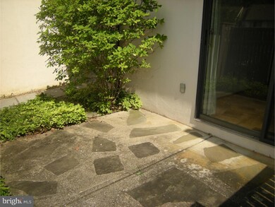 138 Montrose Ave unit 37, Bryn Mawr, PA 19010 - photo 2