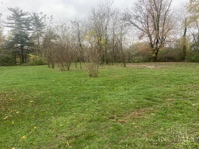 2012 Oneka Ave, Middletown, OH 45044 - photo 2