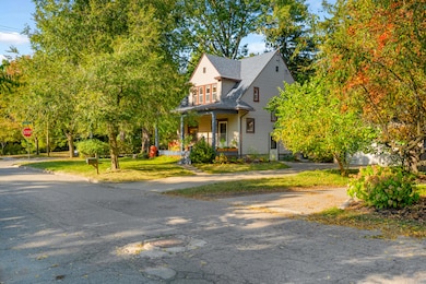 1550 Cedar Bend Dr, Ann Arbor, MI 48105 - photo 4