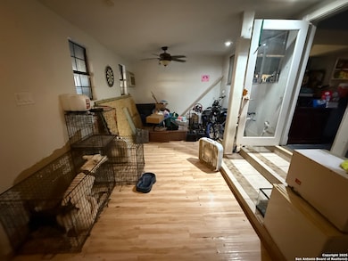 10807 Crown View, San Antonio, TX 78239 - photo 3