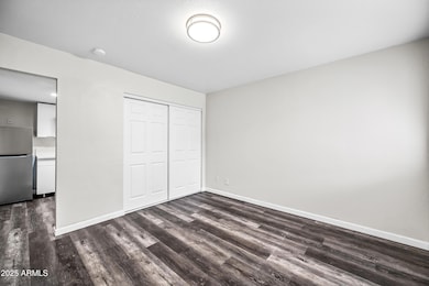 3025 N 32nd St unit 10, Phoenix, AZ 85018 - photo 3