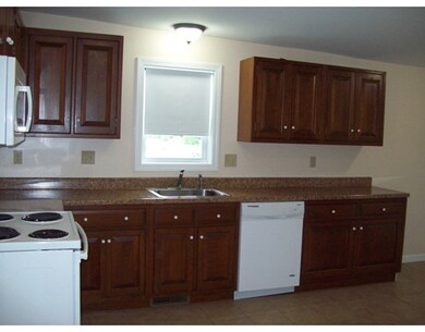 1142 Park St unit 1142, Palmer, MA 01069 - photo 3
