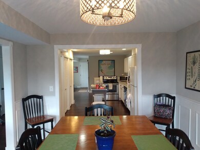 1606 Gingercreek Ct unit 152, Sycamore, IL 60178 - photo 6