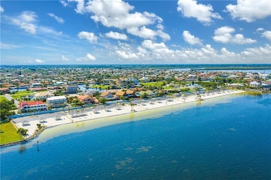 21 Westshore Dr, New Port Richey, FL 34652 - photo 4