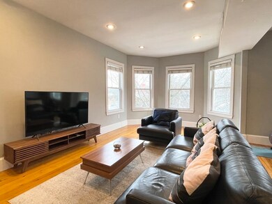 367 Cardinal Medeiros Ave unit 2, Cambridge, MA 02141 - photo 4