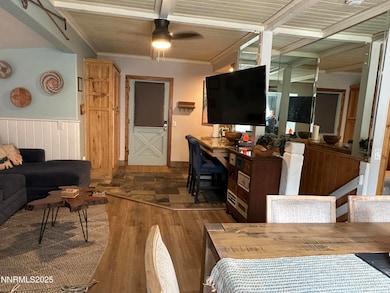 2D94D2E0-B8D0-47D7-9B5C-5C352AA3FE9C