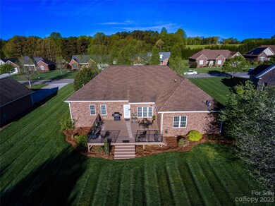 137 Postell Dr, Statesville, NC 28625 - photo 5