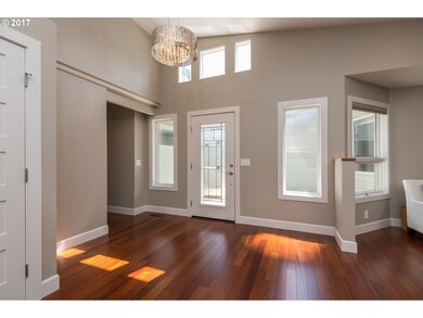 638 Spyglass Dr, Eugene, OR 97401 - photo 4