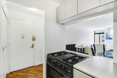 The Kingsley unit 607, New York, NY 10021 - photo 6