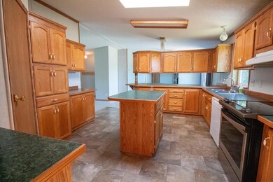31187 180th St Kitchen to Living (17).jpg