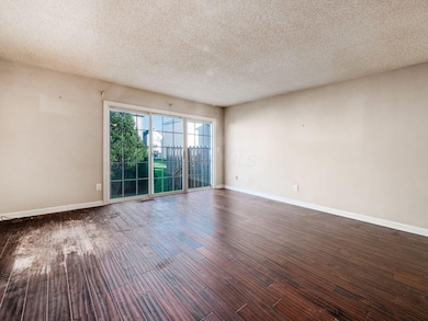 2000 Jasper Ln unit 26E, Hilliard, OH 43026 - photo 3