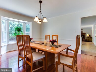 13457 Stream Valley Dr, Chantilly, VA 20151 - photo 6