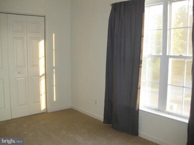 10413 Woodlake Ct, Spotsylvania, VA 22553 - photo 3