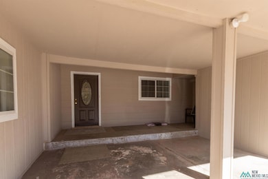 1308 W Luckey St, Carlsbad, NM 88220 - photo 3