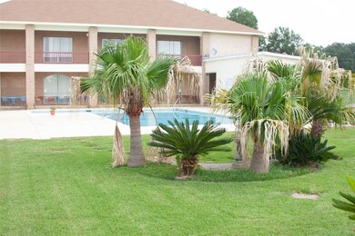 Memorial Point Clubhouse pool for residence and gu