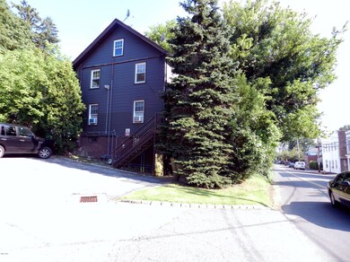 63 Pemberwick Rd unit C, Greenwich, CT 06831 - photo 2